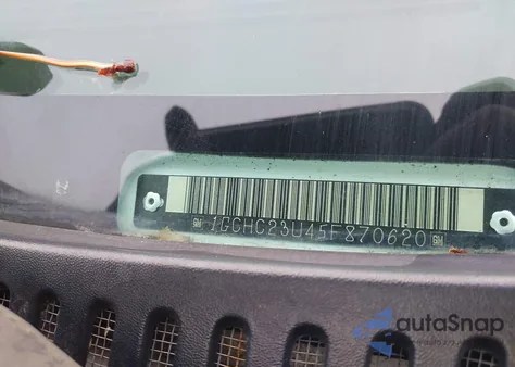 2005 Chevrolet Silverado 2500Hd Ls from USA, damaged, VIN 1GCHC23U45F870620